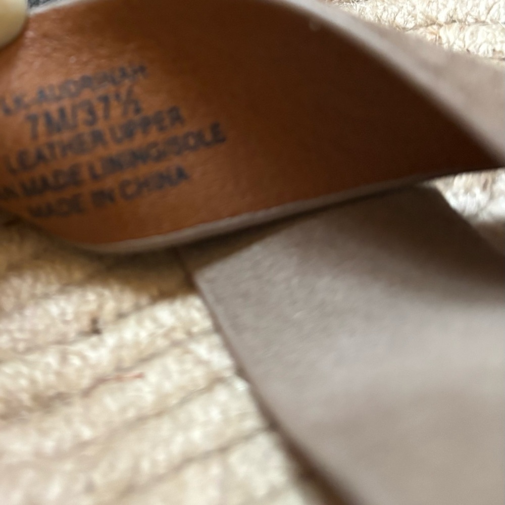 Lucky Brand Beige Espadrille Platform Sandals - Picture 5 of 7